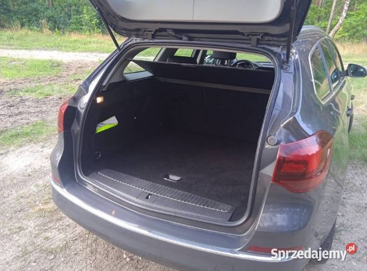 Sprzedam Opla Astrę Sports Touer 2013 r lifcie Załachowo