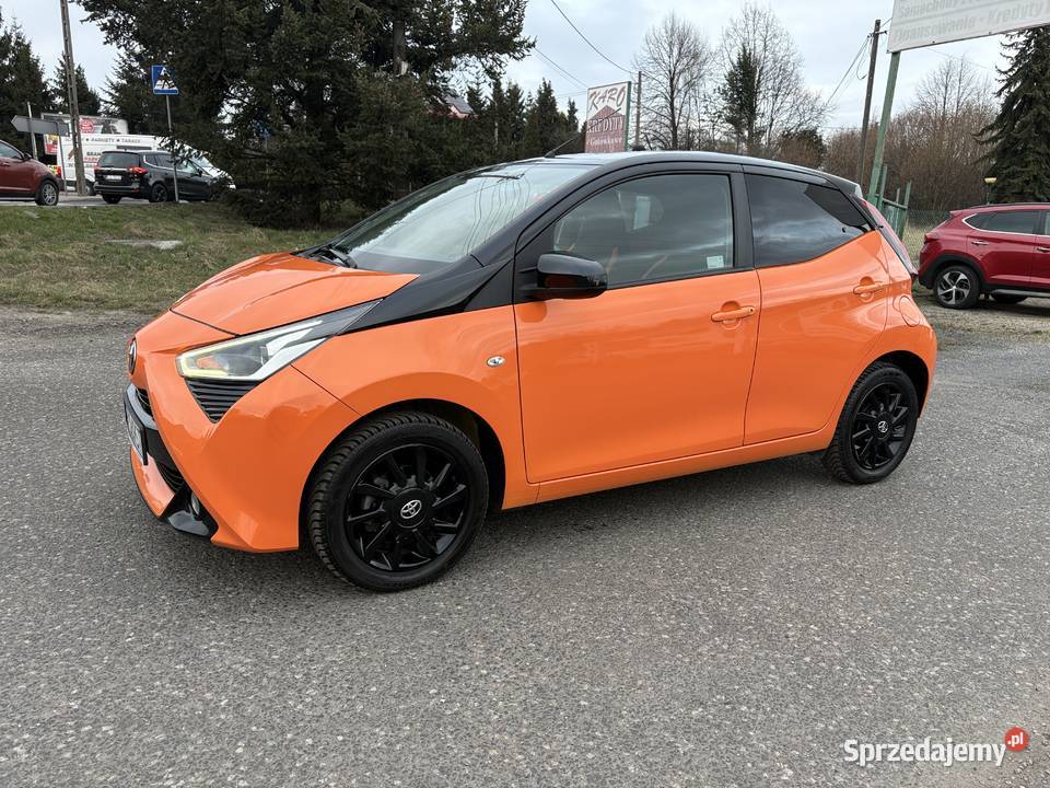 Salon BezwypKlima kamera cofaniaI właścicel Ledy ASR (kontrola trakcji) Libiąż