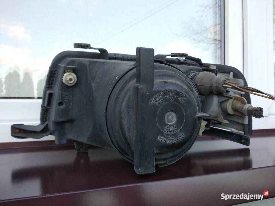 Audi 80 B4 lampa przednia prawa reflektor przód Lampy przednie Sieradz