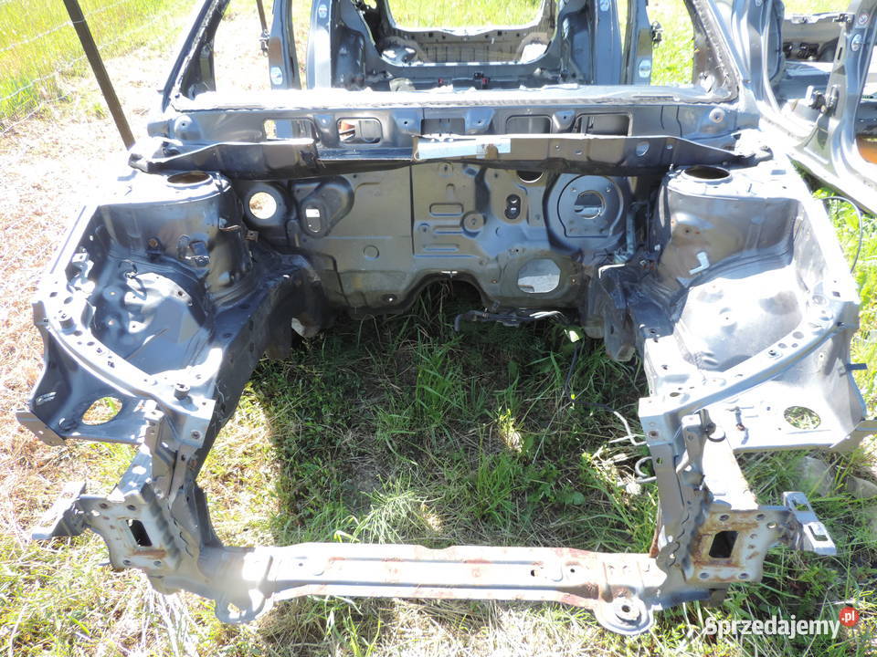 ĆWIARTKA PRZÓD TYŁ DACH TOYOTA AVENSIS T25 FL