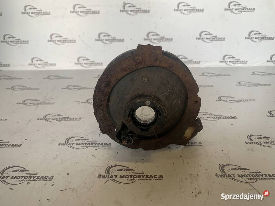 MITSUBISHI L200 07r halogen prawy Lampy przeciwmgielne Kielce