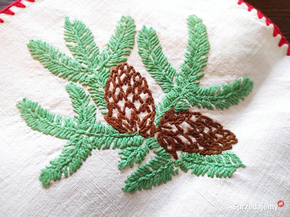 Serwetka świąteczna ręcznie haftowana Białystok
