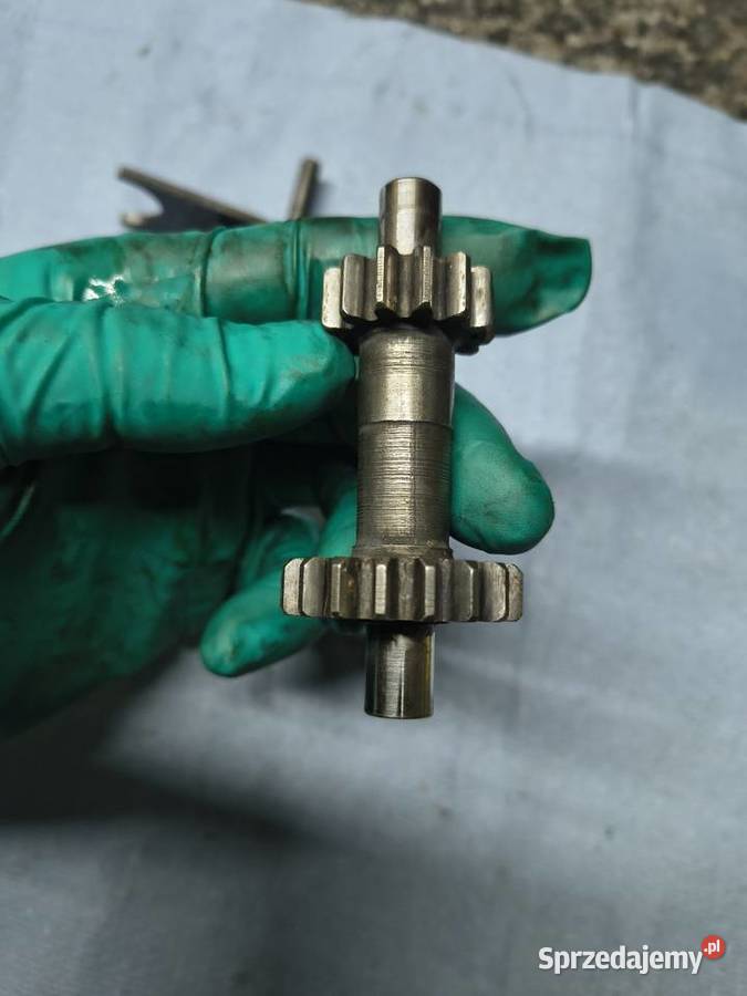 Wałek pośredni wodzik komar MR 230 Rzeszów