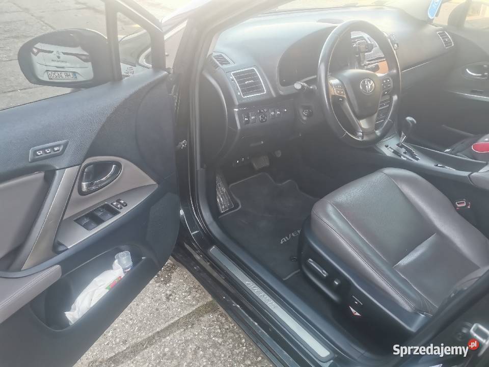 SUPER STAN Toyota Avensis T27 22 dcat automat Strzyżów