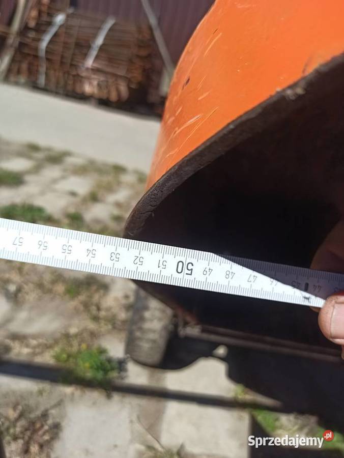 Kosiarką spalonowa z koszem sprzedam