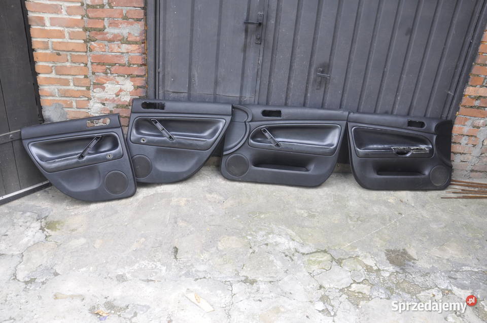 Passat B5 Boczki Skóra Przedlift Czarna Komplet osobowe Rzeszów