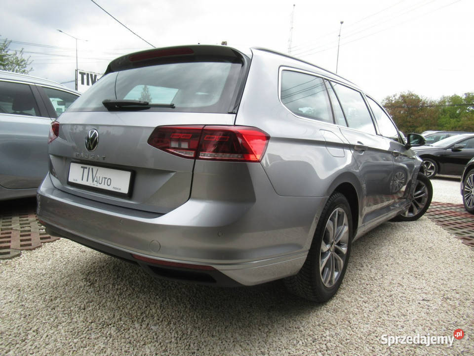 Volkswagen Passat BEZWYPADKOWY KAMERA AppConnect garażowany