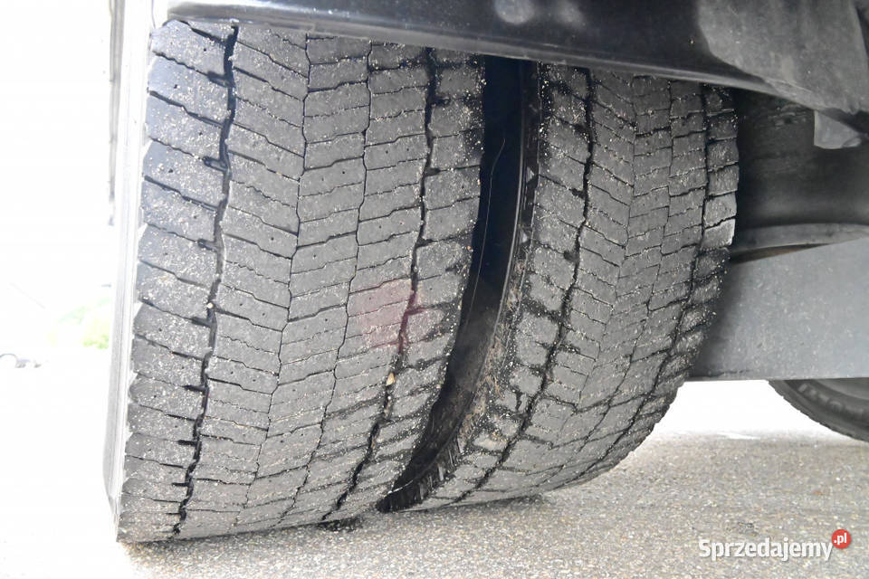 Mercedes 3 osiowy Firanka 12703cm3