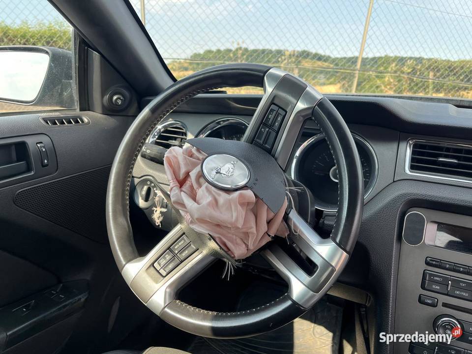 FORD Mustang 37 V6 310 Cabriolet EE227 Rok produkcji 2014 Katowice
