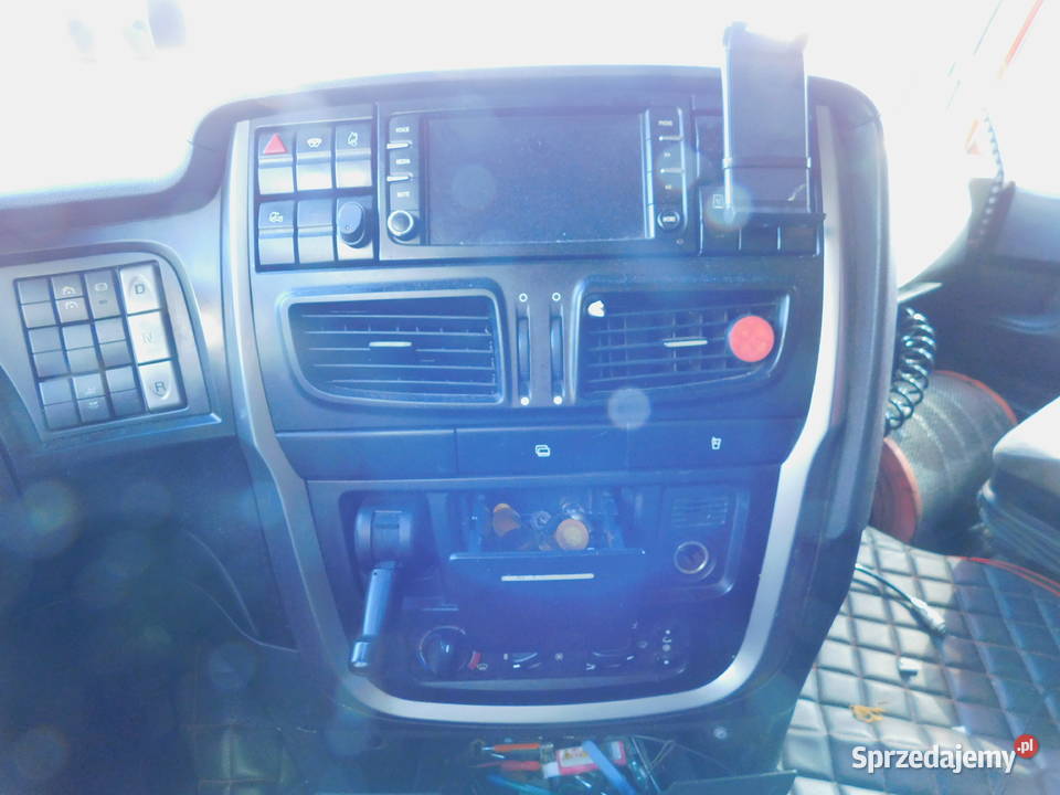 Syndyk sprzeda ciągnik samochodowy Iveco Stralis Jasieniec