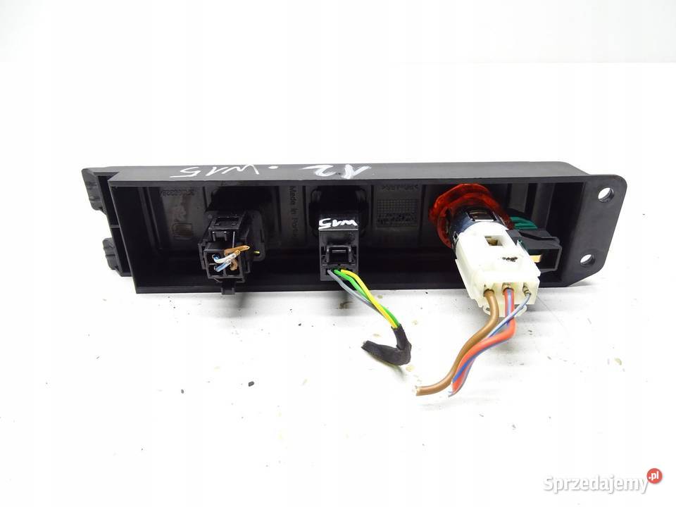 ZAPALNICZKA GNIAZDO AUX SET SEAT EXEO LIFT 3R osobowe