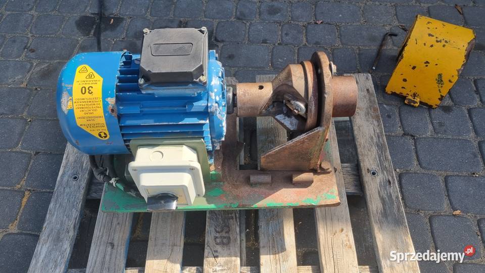 Fazowarka do kołków palisady Karsin