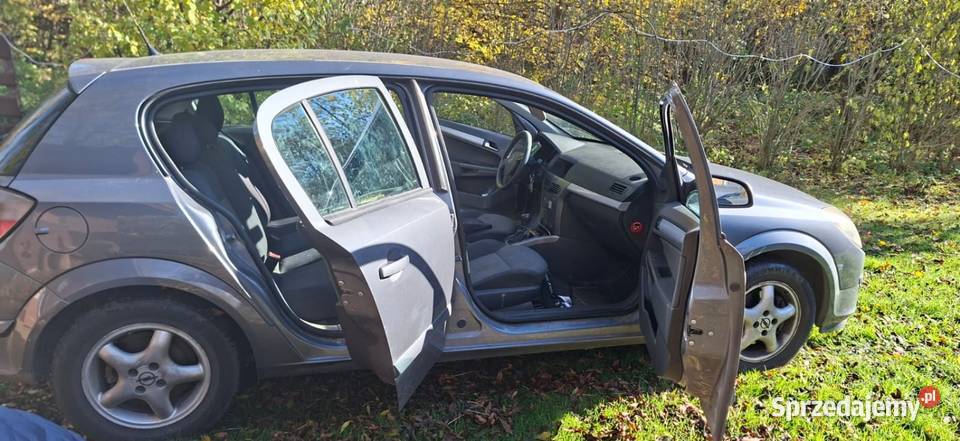 Opel Astra Tomaszów Lubelski
