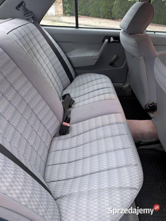 Sprzedam W201 18 benzyna automat Syców