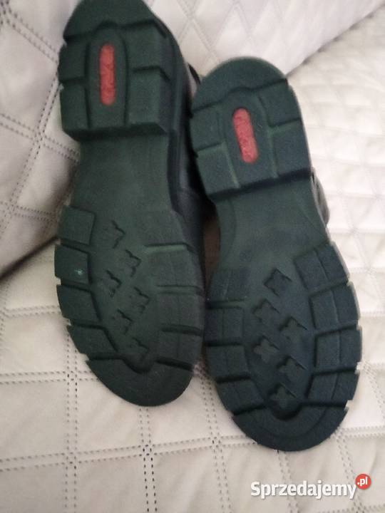 Buty damskie zimowe
