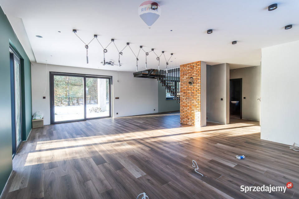 Nowy dom z pompą ciepła i garażem Łodzi Liczba pokoi 4 Jedlicze A