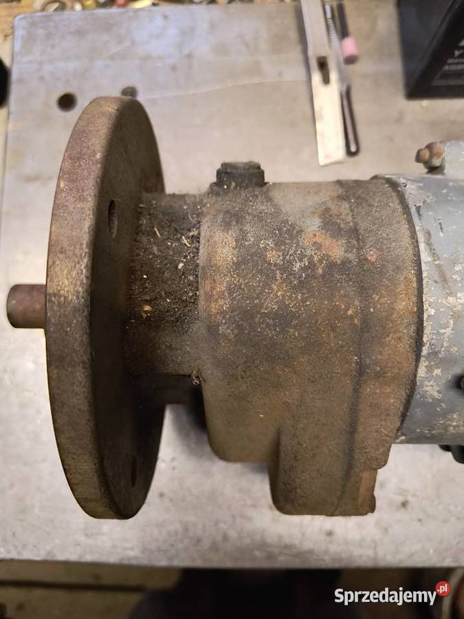 Silnik elektryczny 220380 V 018kW z reduktorem Narzędzia Bielsko-Biała sprzedam