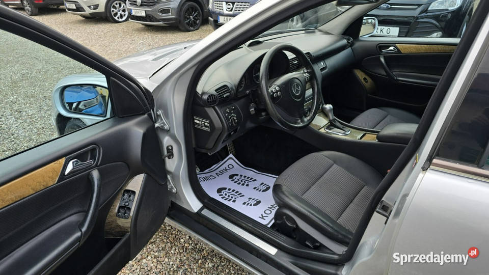 Mercedes C 220 ksenon navi 2xPDC W203 20002007 150KM zachodniopomorskie Zieleniewo