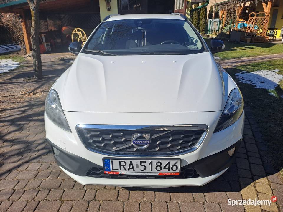 Volvo V40 16 D2 115 euro 5 2013 250 Hak 2 kpl lubelskie Borki