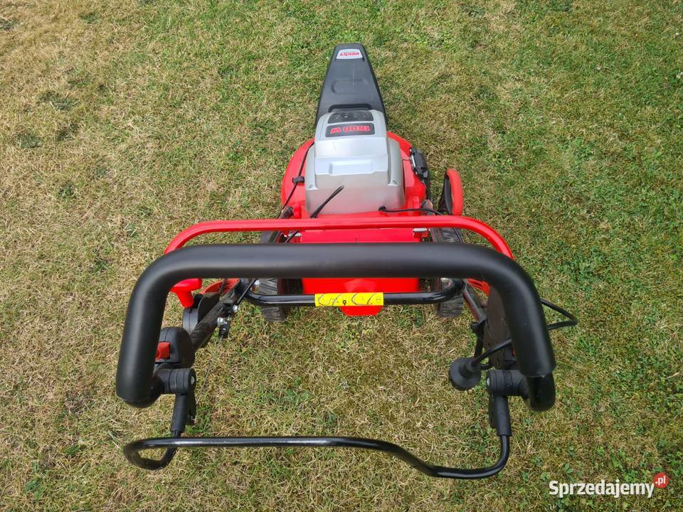 Kosiarka elektryczna HECHT z napędem prawie