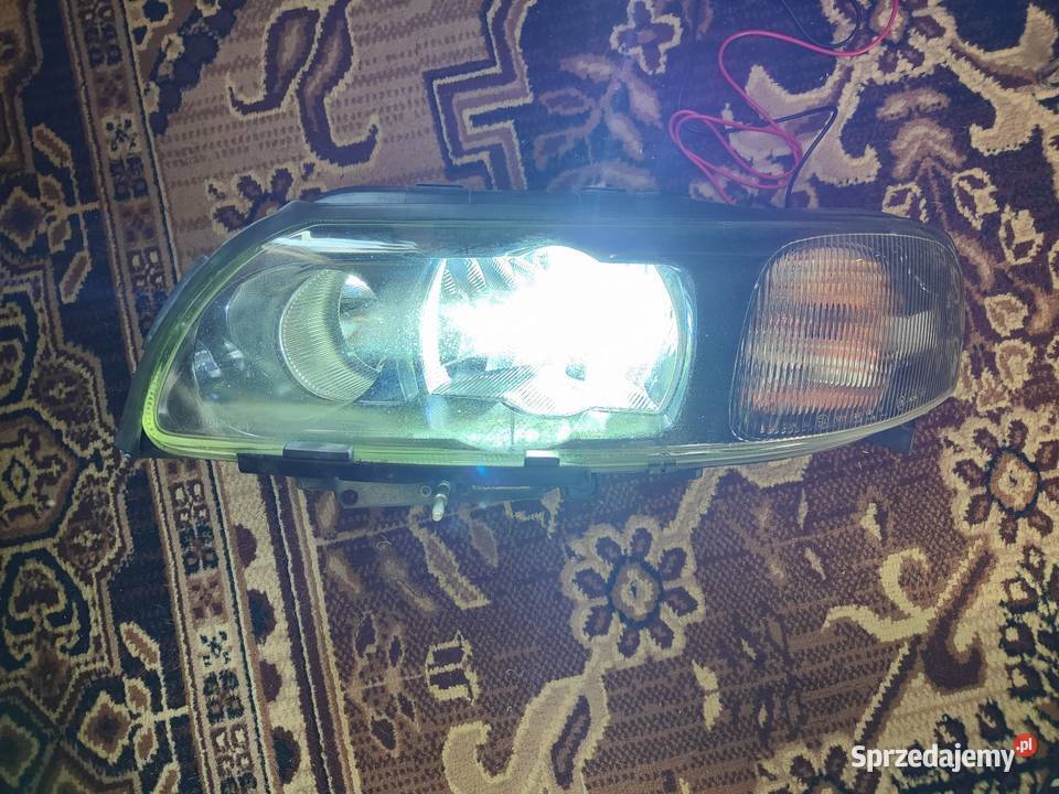 Volvo S60V70 Łapy przednie Xenon osobowe lubelskie Lublin