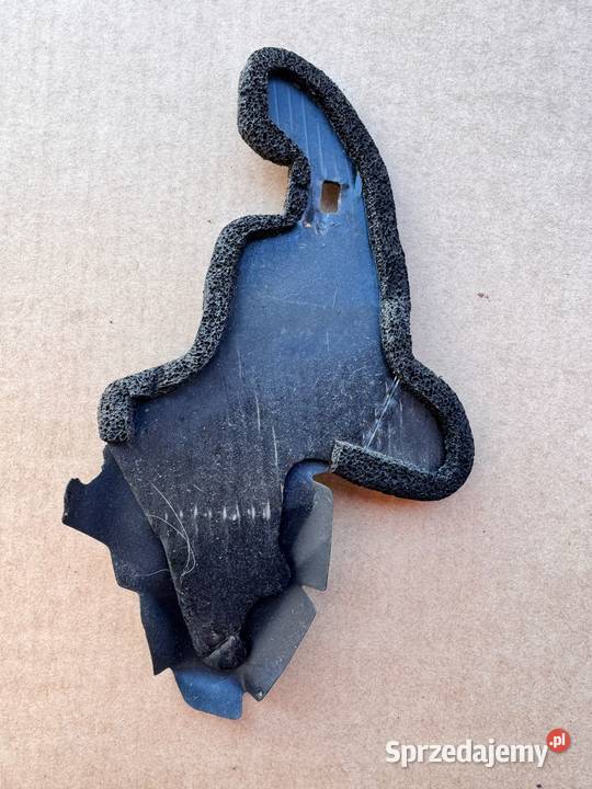 Uszczelka przedniego nawiewu podszybia Yaris III Brzesko