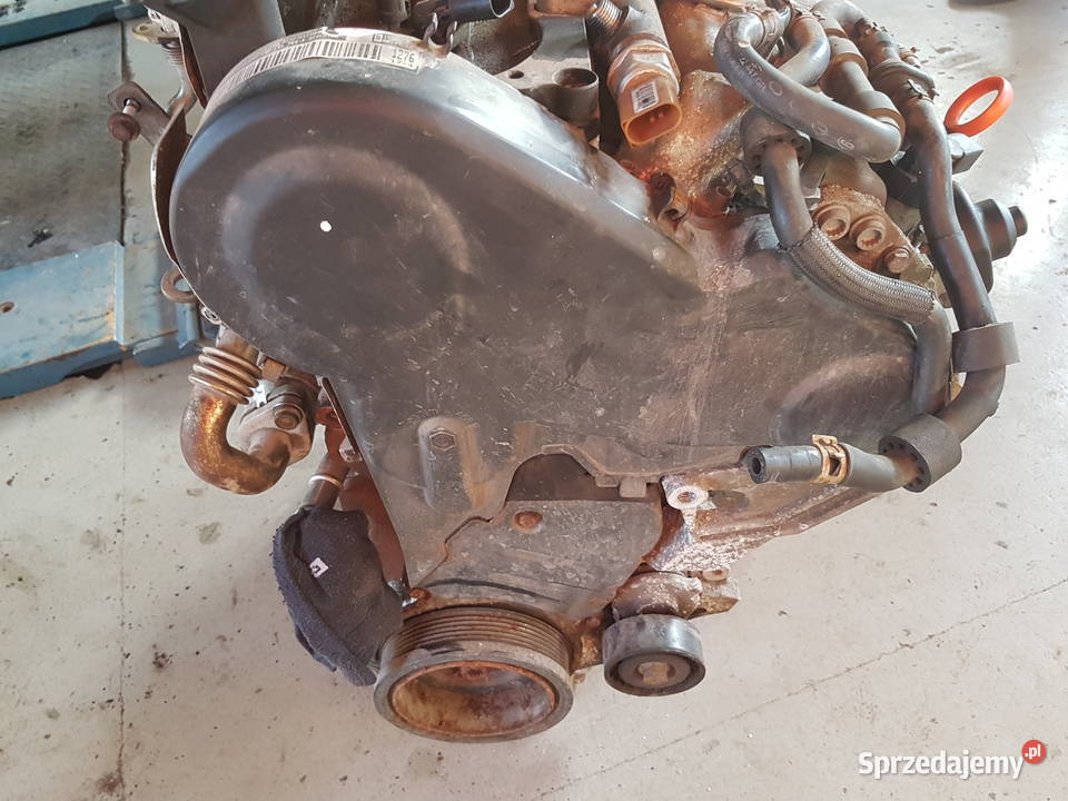 VW PASSAT B6 GOLF VI SILNIK 20 TDI CBD MOTOR CBD Turek