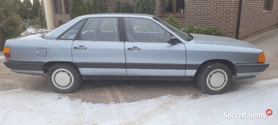 AUDI 100 PIĘKNY KLASYK 1983R Gniezno