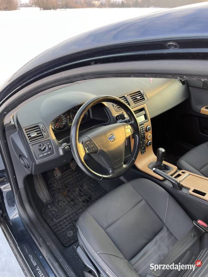 Volvo v50 D3 ABS Garwolin