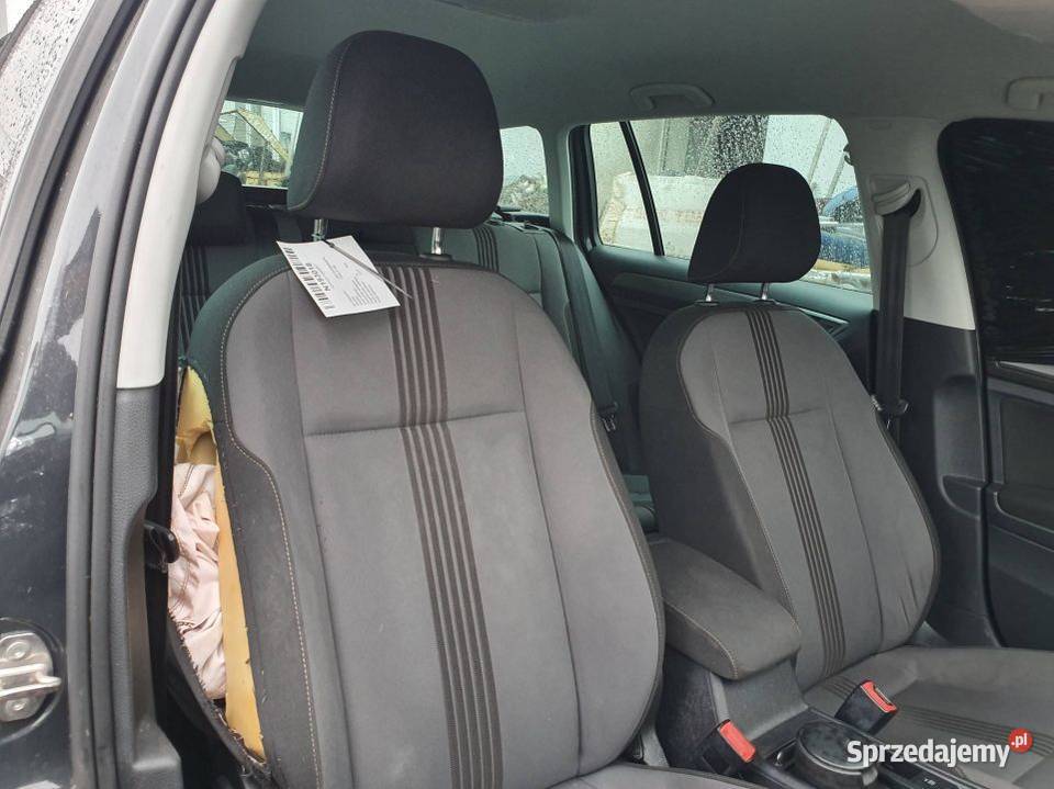 FOTELE KANAPY VOLKSWAGEN GOLF VII KOMBI