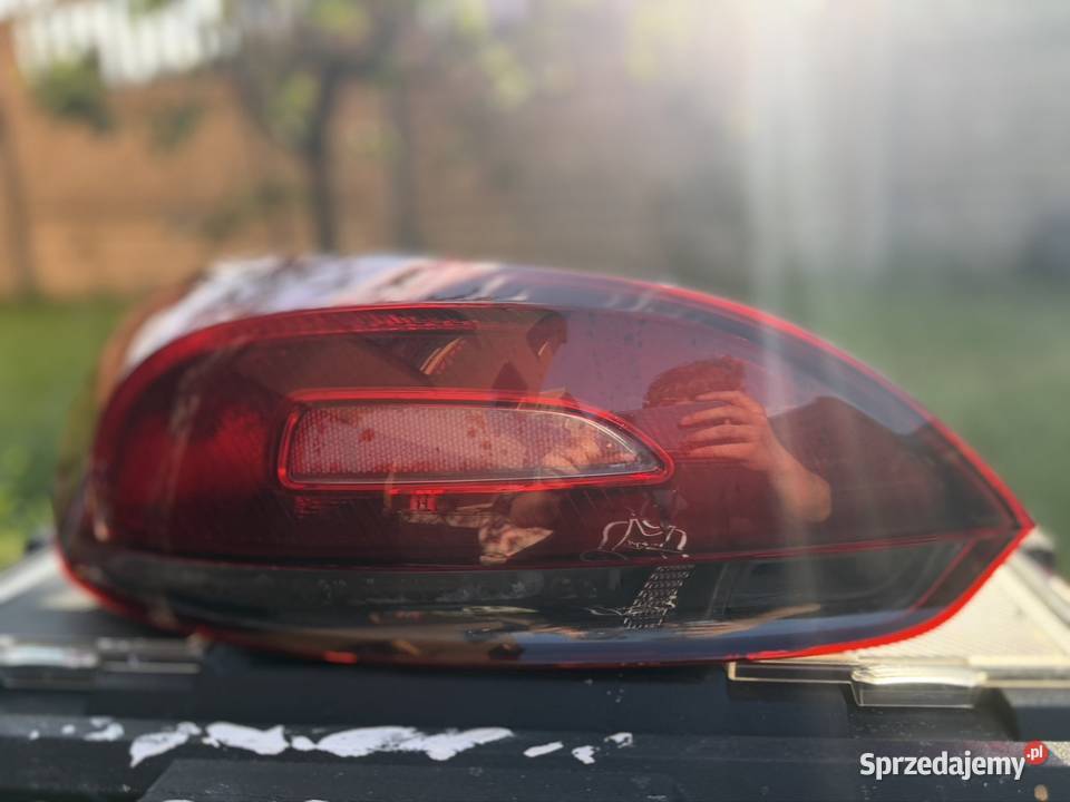 Lampa tylna prawa VW Scirocco R 2011 oryginał Rok produkcji 2011 Pyskowice sprzedam
