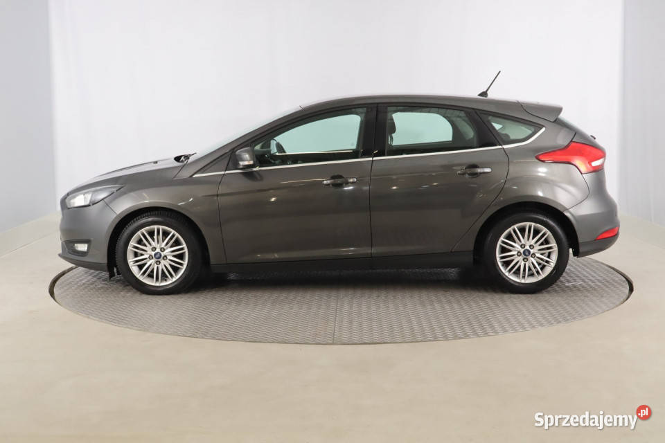 Ford Focus 10 EcoBoost nieuszkodzony