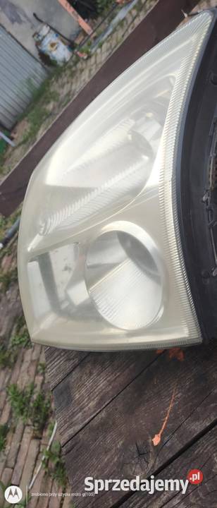 Reflektor lampa lewa przód przednie xenon ksenon wielkopolskie Książ Wielkopolski
