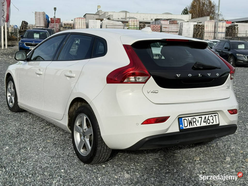 Volvo V40 16 D2 114 2014r Climatronic KINETIC 114KM dolnośląskie Wojkowice