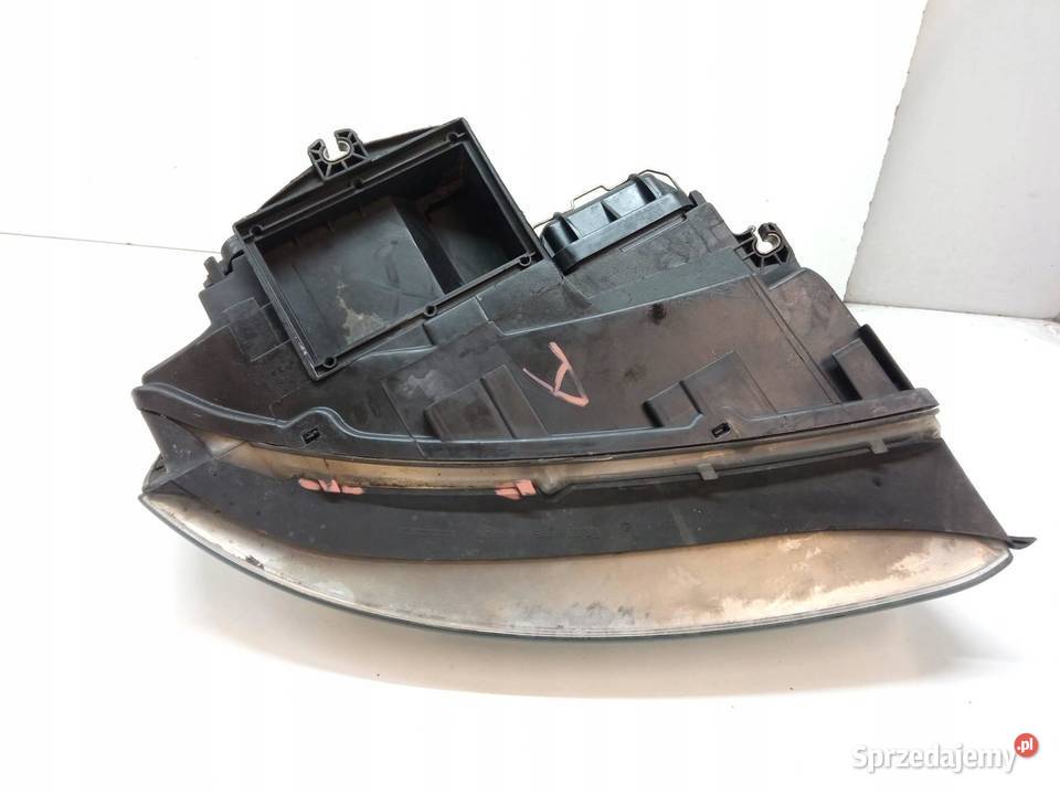 LAMPA PRZÓD LEWA EU 088048 Audi A4 II 20002006 Rok produkcji 2003