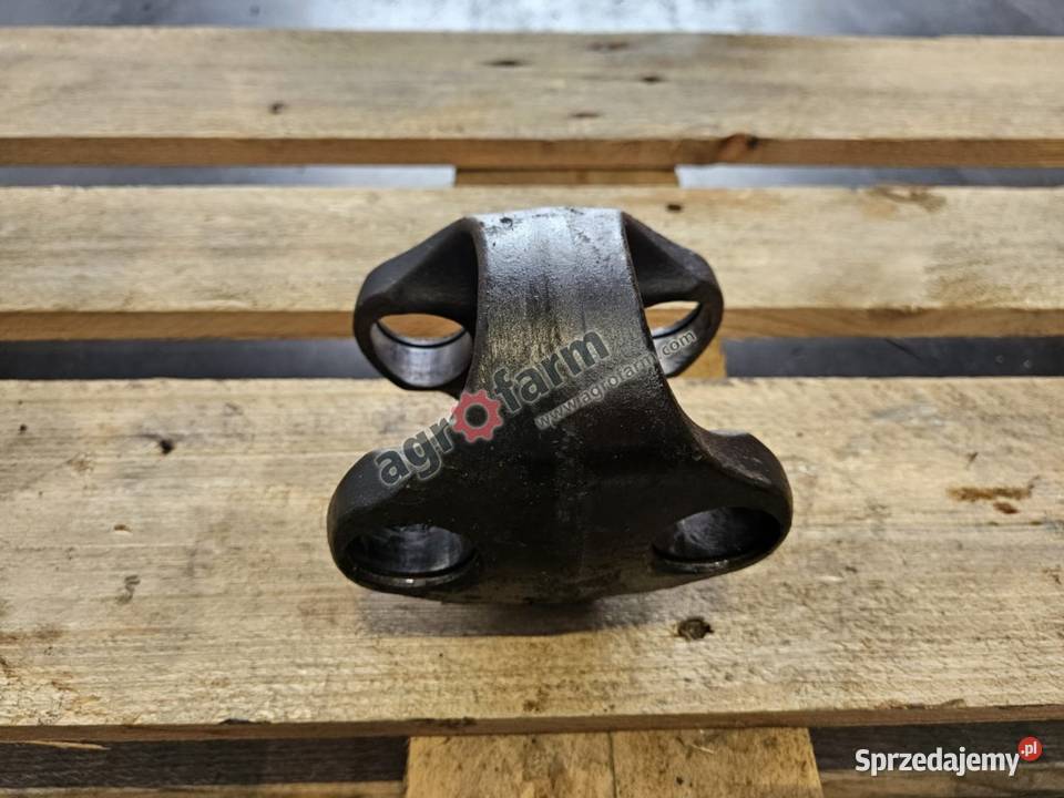 Łącznik półosi FWD Massey Ferguson 8660 8690