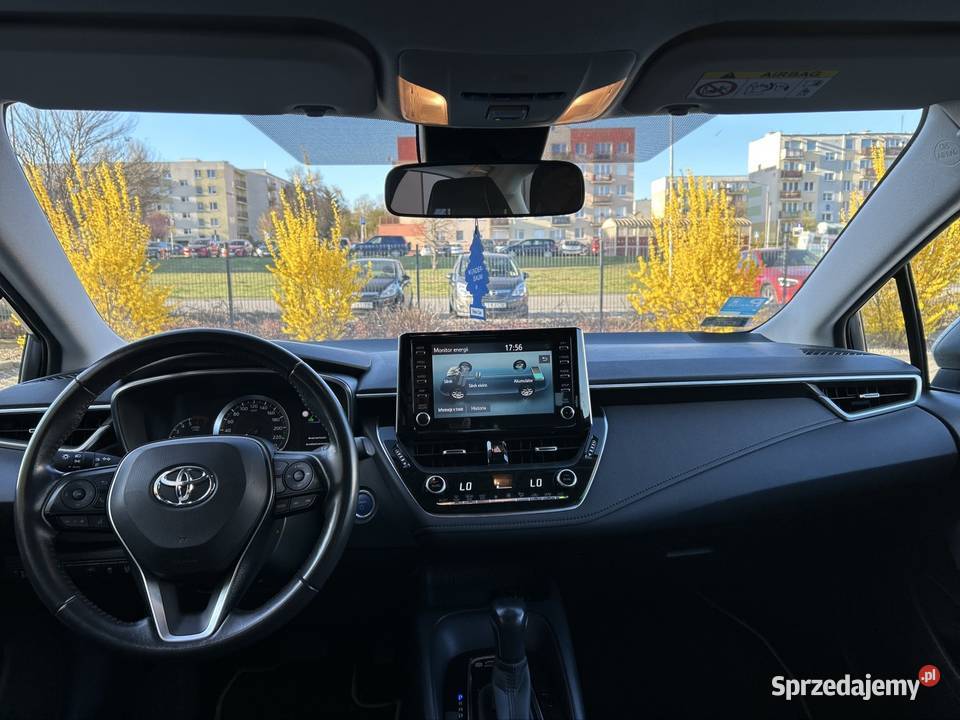 Toyota Corolla Hybryda 18 benzyna salon 2021 4/5 Inowrocław