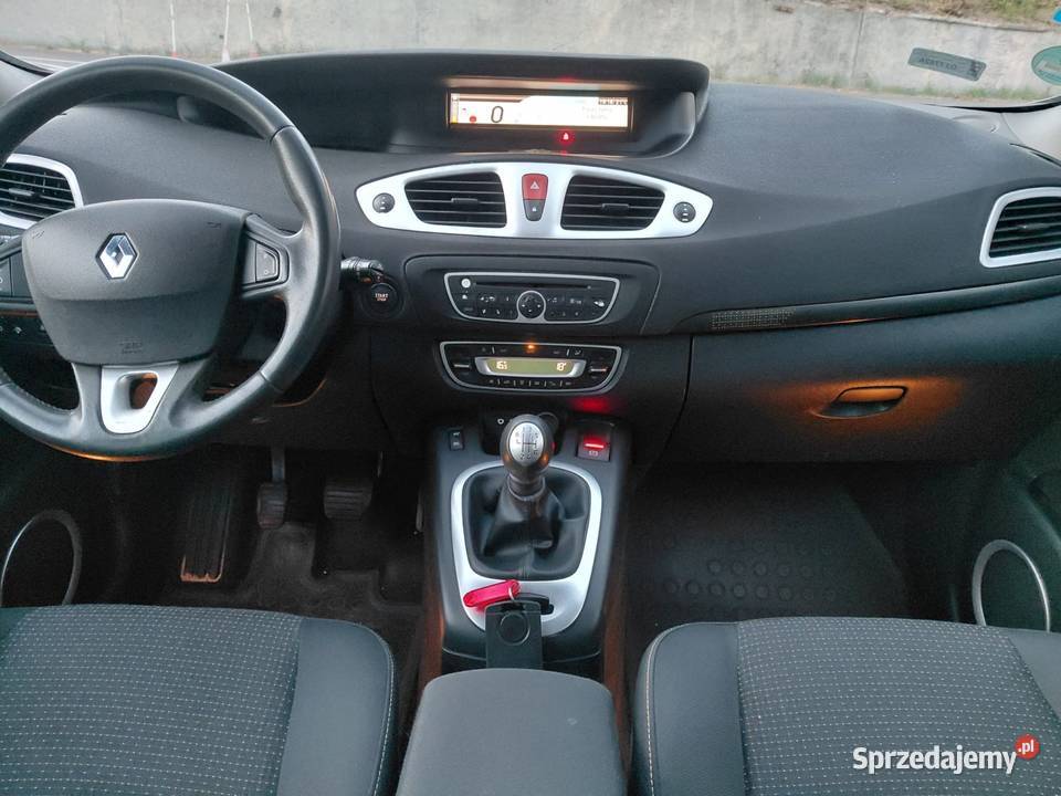 RENAULT MEGANE GRAND SCENIC 2009r 14 16V 131 124 welurowa tapicerka Jelenia Góra