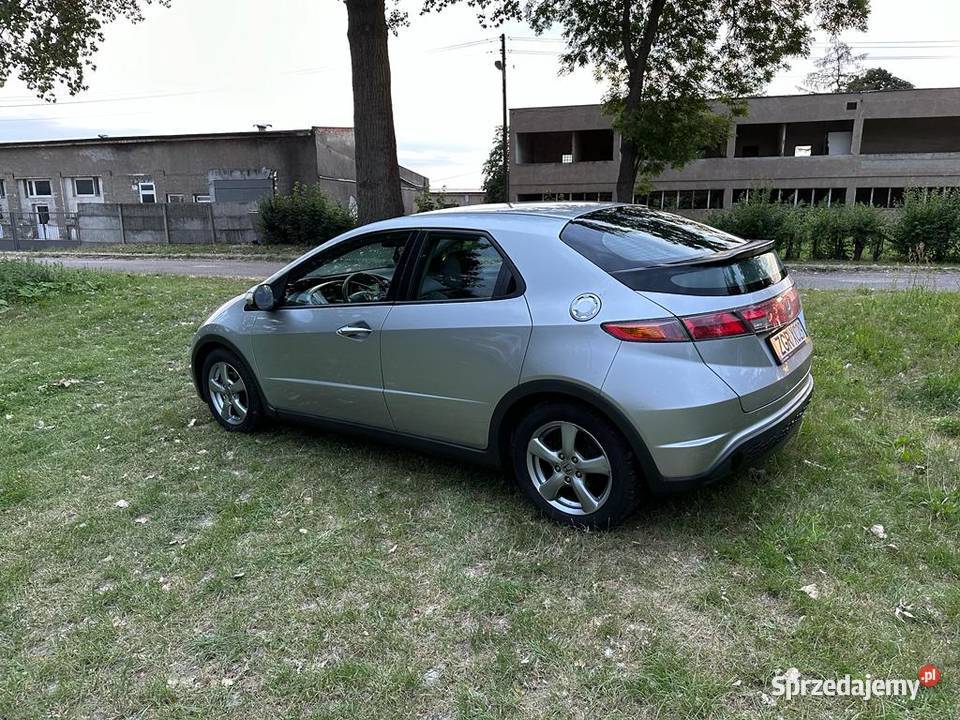 Na sprzedaż HONDA CIVIC 1339cm3 Banie