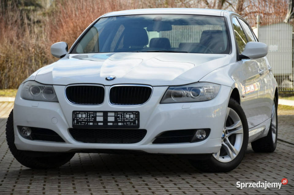 BMW 318 Opłacona 318i 143 Serwis Lift Bixenon VAT marża Kutno
