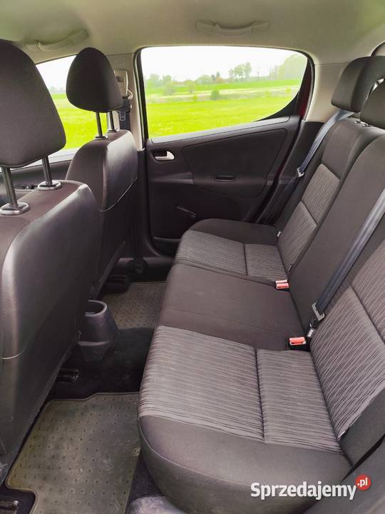 Peugeot 207 14 8v 73 LPG Polski salon czerwony