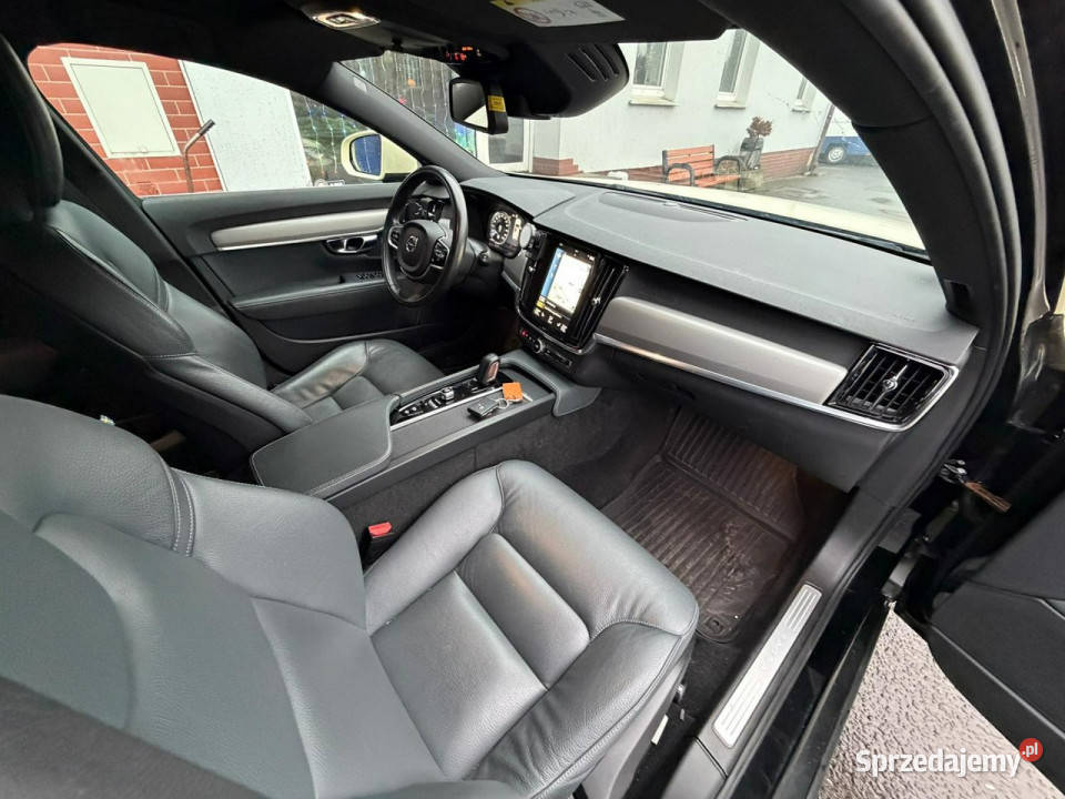 Volvo V90 Volvo V90 20198 Bogate wyposażenie lakier metallic V90 Syców