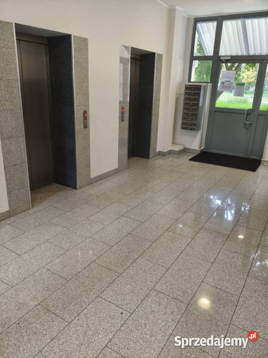 2 pokoje z widokiem 11 piętro Okopowa 43 Sprzedaż Mieszkania