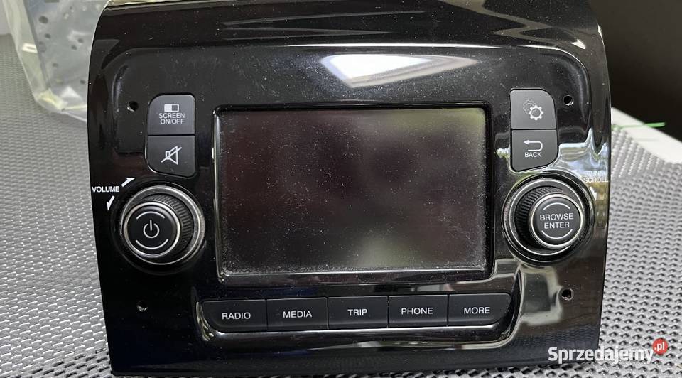 Radio peugeot Boxer 2020r Kamera cofanie dostawcze Sprzęt audio fabryczny Warszawa sprzedam