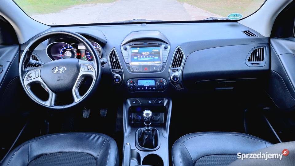 Hyundai ix35 16 135 benzyna z Niemiec serwis ASO aluminiowe felgi Oksa