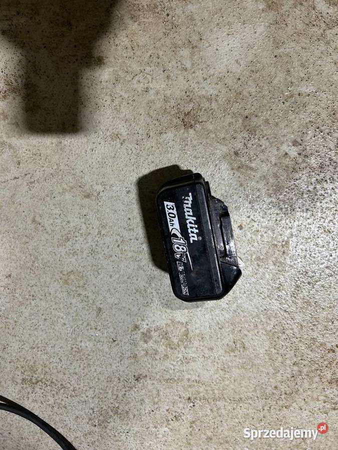 Młotowiertarka Makita DHR241