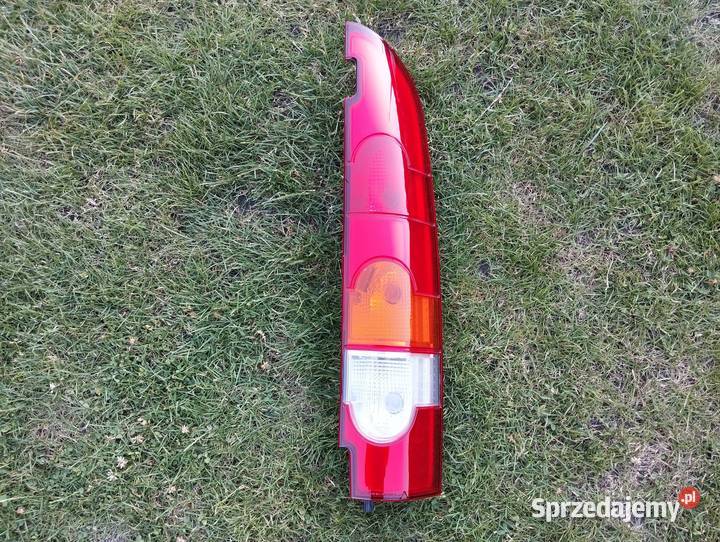 Lampa Renault Kangoo II prawy tył Valeo Kamieniec