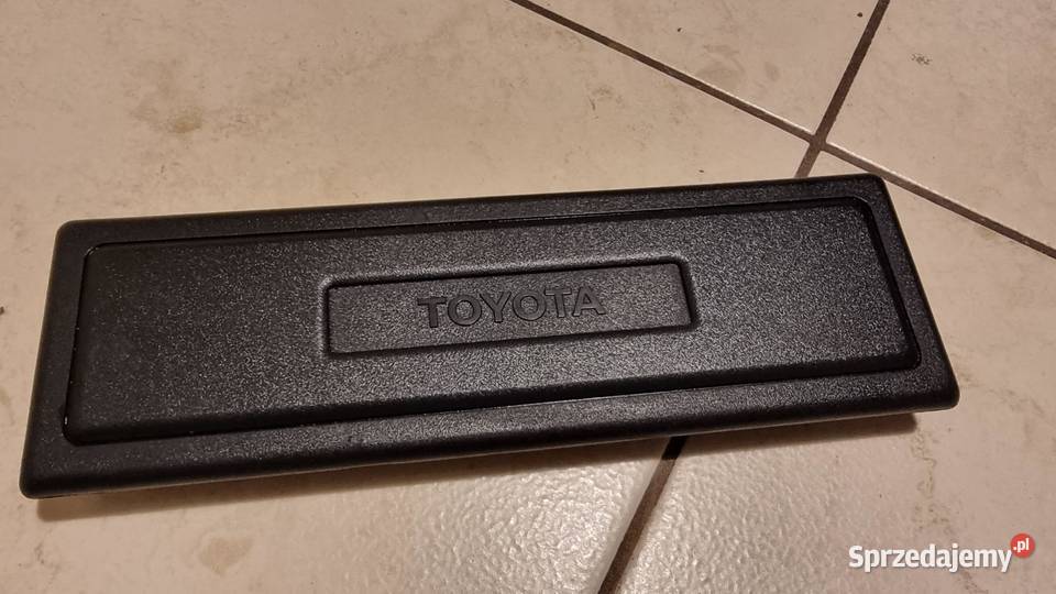 Oryginalna zaślepka radia Toyota Corolla E9 Lublin