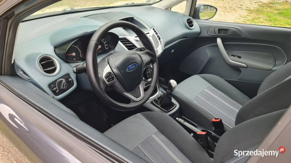 Ford Fiesta 125 Benzynka 60 Klima 5 Drzwi autoalarm Chmielnik sprzedam