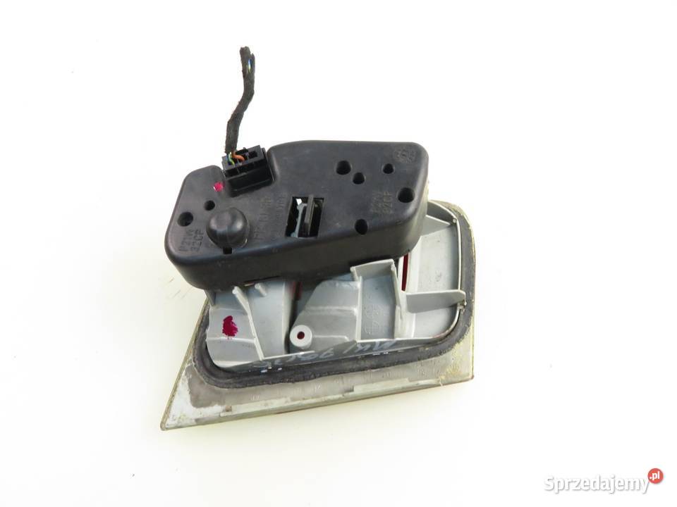 LAMPA PRAWA TYLNA KLAPA BMW E46 sprzedam
